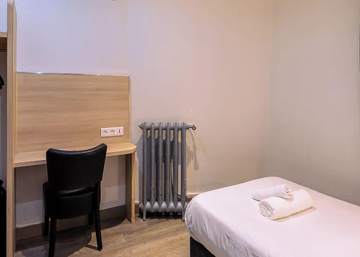 Aix Europe Hotel Paris