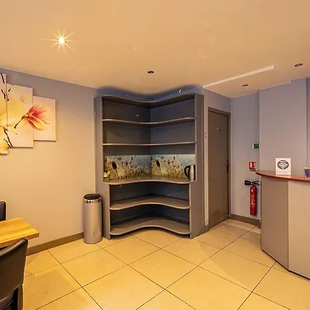 Aix Europe Париж