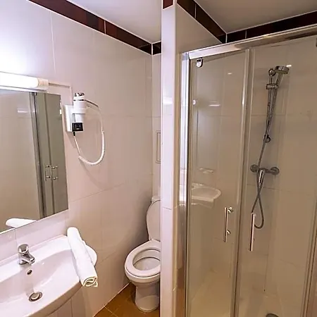 Aix Europe Hotel Paris