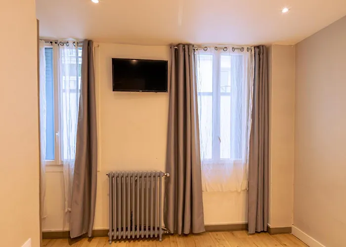 Отель Aix Europe Париж