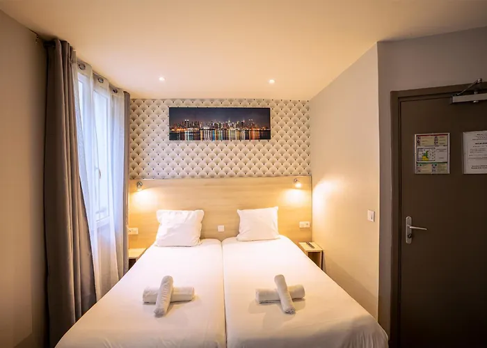 Aix Europe Отель Париж