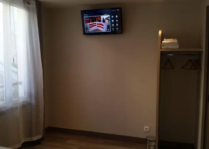 Aix Europe 4* Париж